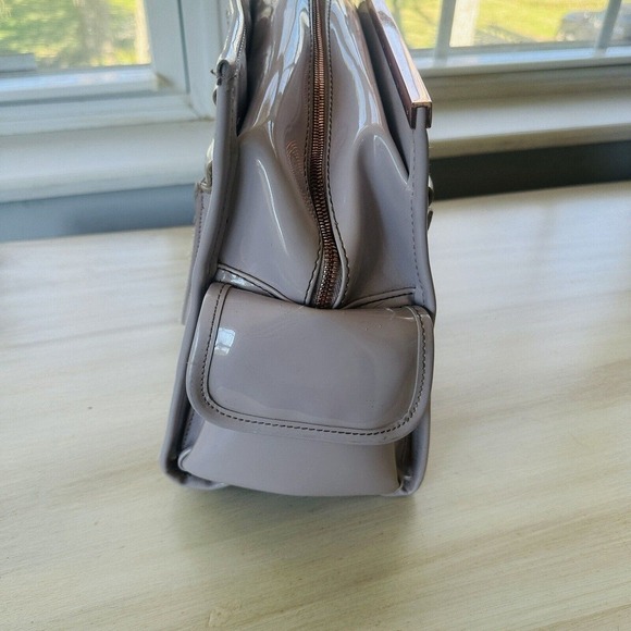 Ted Baker Embossed Patent Leather Tote Pale Pink Gold colored Hardware - Picture 4 of 13